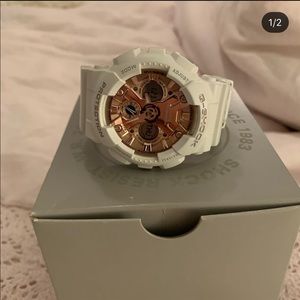 women’s g shock watch